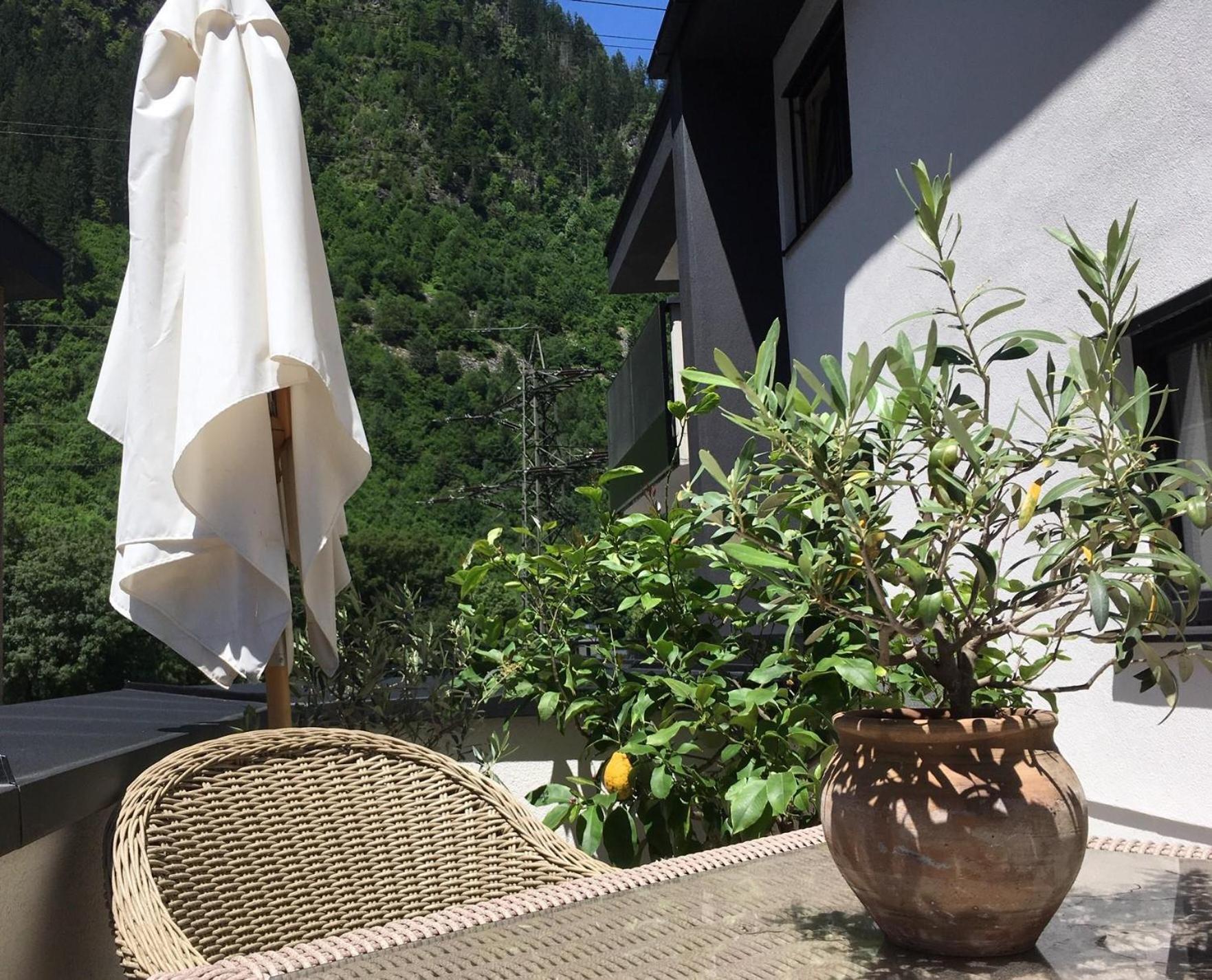 Monas * Mayrhofen
